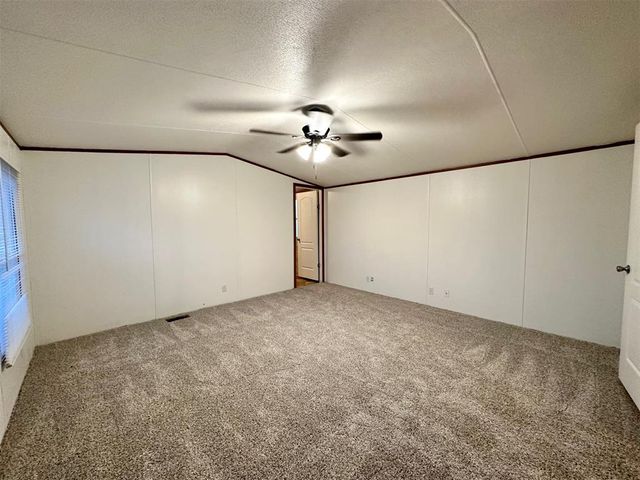 1040 County Street 2983, Blanchard, OK 73010