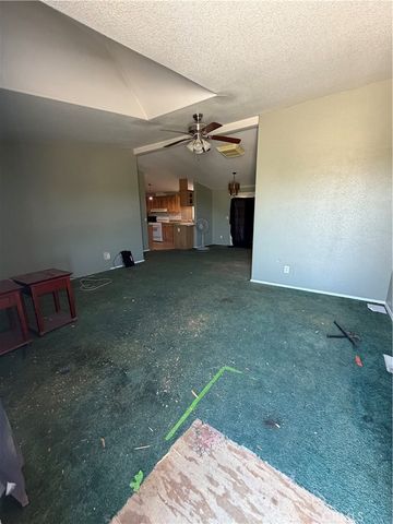 4821 Blue Grass, Phelan, CA 92371