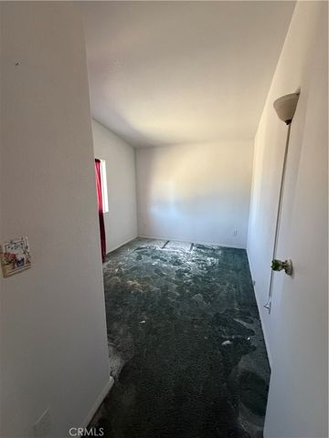 4821 Blue Grass, Phelan, CA 92371
