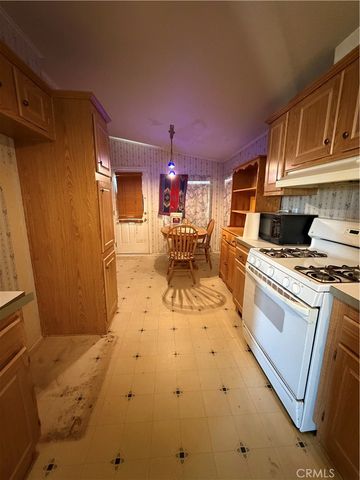 4821 Blue Grass, Phelan, CA 92371