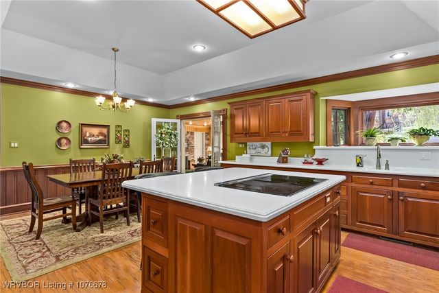 615 Azure Hills Drive, Van Buren, AR 72956