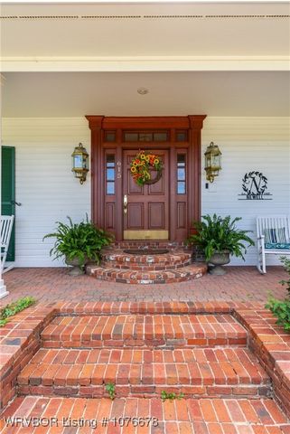 615 Azure Hills Drive, Van Buren, AR 72956