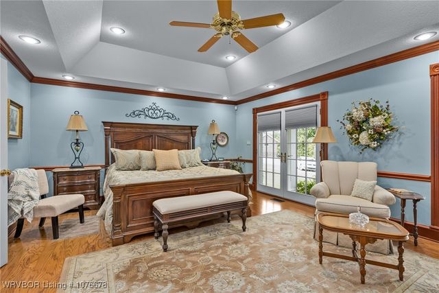 615 Azure Hills Drive, Van Buren, AR 72956
