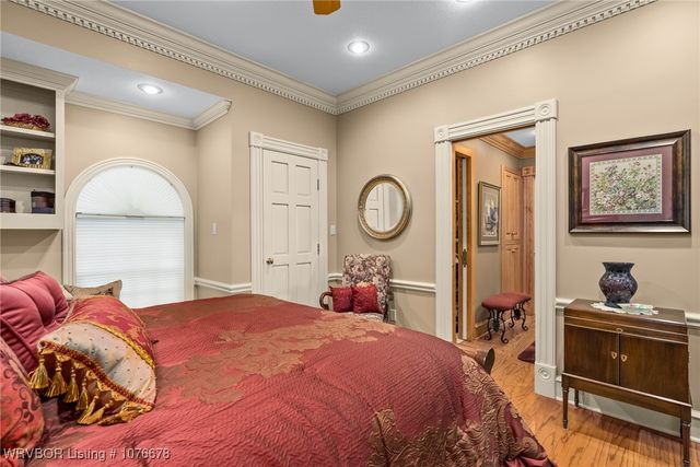 615 Azure Hills Drive, Van Buren, AR 72956