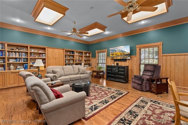 615 Azure Hills Drive, Van Buren, AR 72956