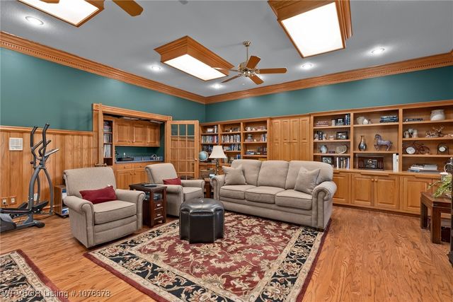 615 Azure Hills Drive, Van Buren, AR 72956