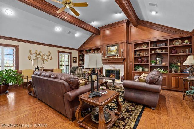 615 Azure Hills Drive, Van Buren, AR 72956