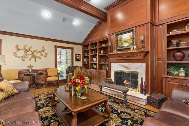 615 Azure Hills Drive, Van Buren, AR 72956
