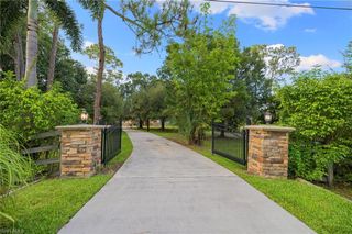 5141 Palmetto Woods DR, Naples, FL 34119