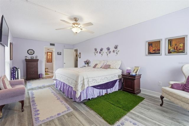 225 COUNTRY CLUB DRIVE C332, Largo, FL 33771