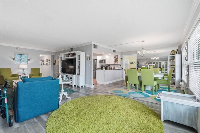225 COUNTRY CLUB DRIVE C332, Largo, FL 33771