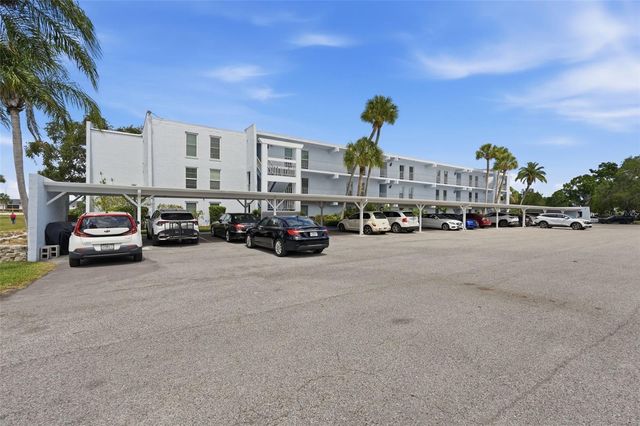 225 COUNTRY CLUB DRIVE C332, Largo, FL 33771