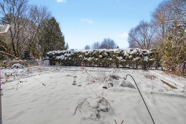 47 Chelsea Road, Essex, VT 05452