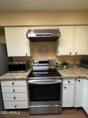 4328 E CAPRI Avenue 180, Mesa, AZ 85206