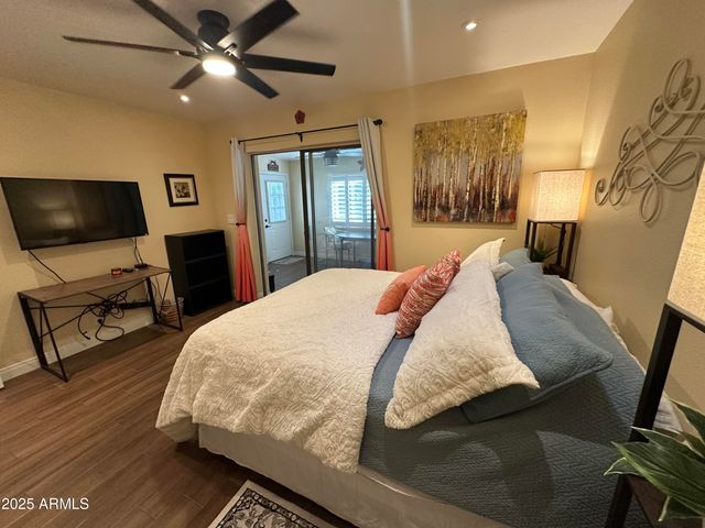 4328 E CAPRI Avenue 180, Mesa, AZ 85206