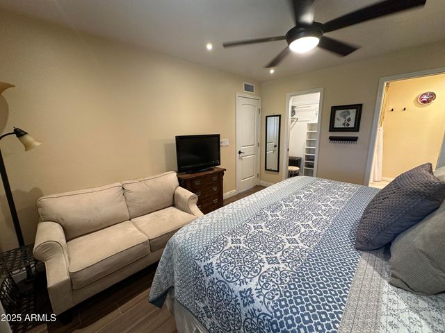 4328 E CAPRI Avenue 180, Mesa, AZ 85206