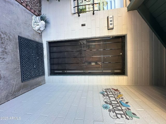 4328 E CAPRI Avenue 180, Mesa, AZ 85206