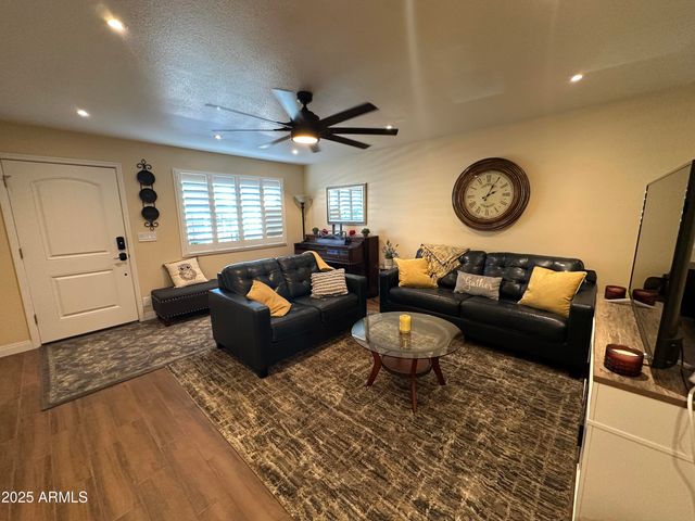 4328 E CAPRI Avenue 180, Mesa, AZ 85206