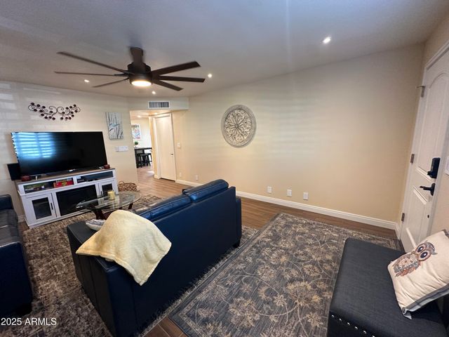 4328 E CAPRI Avenue 180, Mesa, AZ 85206