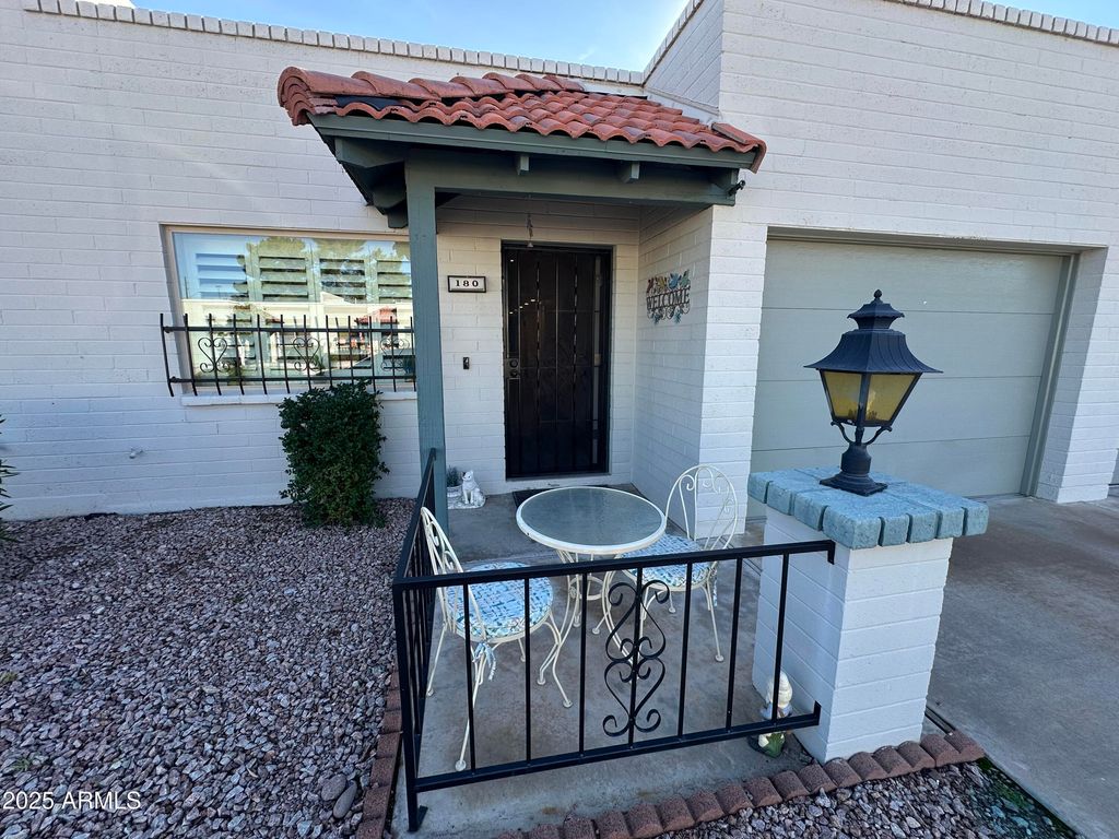 4328 E CAPRI Avenue 180, Mesa, AZ 85206