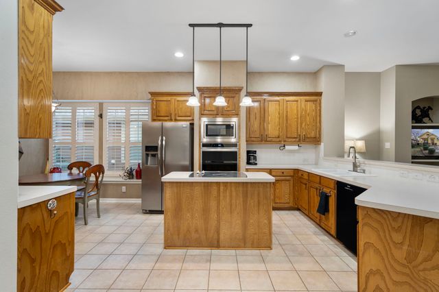 791 George Street, Lantana, TX 76226