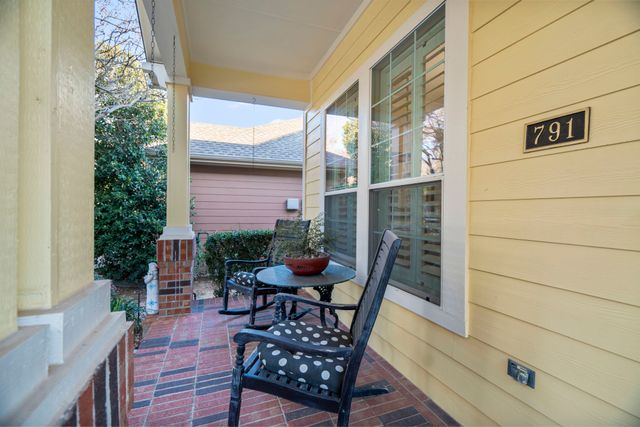 791 George Street, Lantana, TX 76226