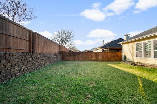 791 George Street, Lantana, TX 76226