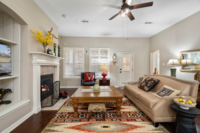 791 George Street, Lantana, TX 76226