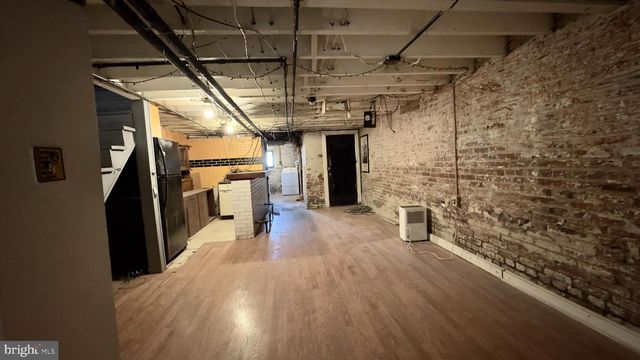 16 16TH ST NE, Washington, DC 20002