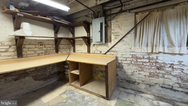 16 16TH ST NE, Washington, DC 20002