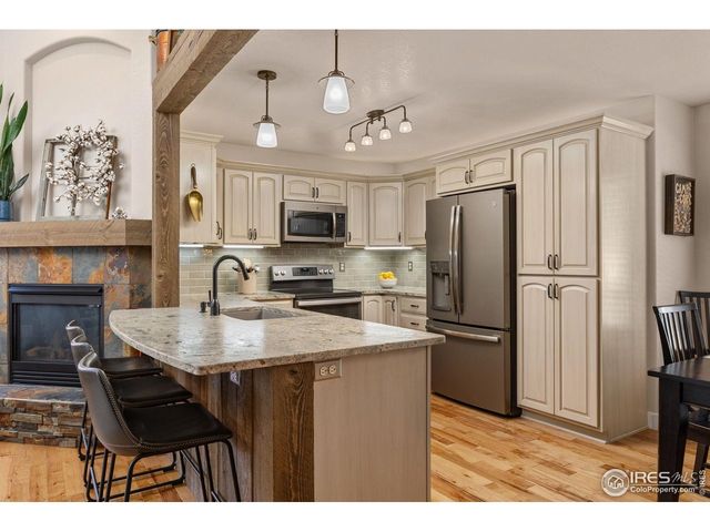 1220 Crabapple Dr, Loveland, CO 80538