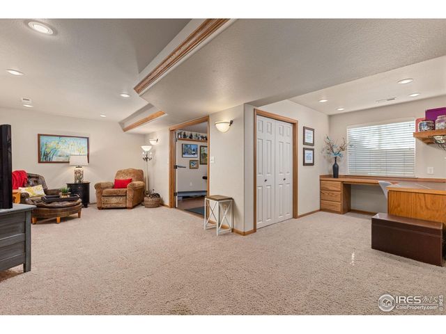 1220 Crabapple Dr, Loveland, CO 80538