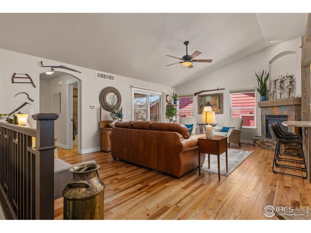 1220 Crabapple Dr, Loveland, CO 80538