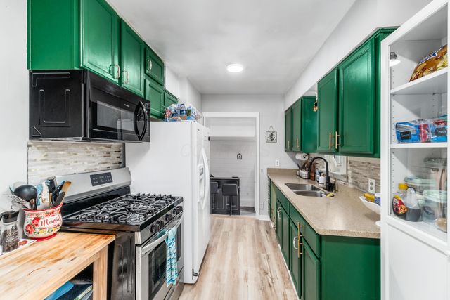 251 Edgevale Road, Columbus, OH 43209