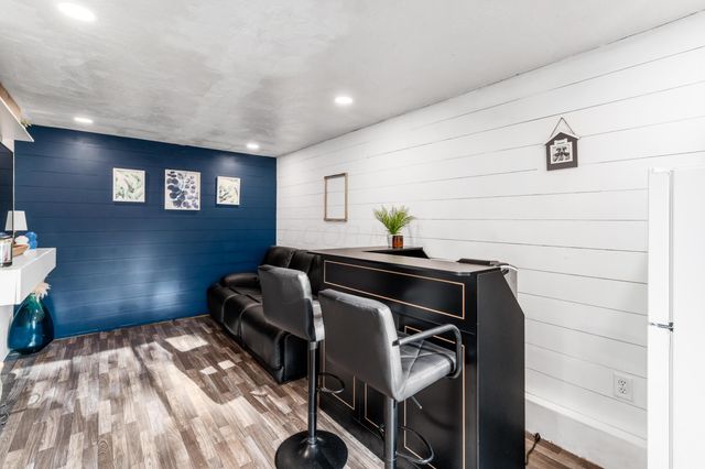 251 Edgevale Road, Columbus, OH 43209