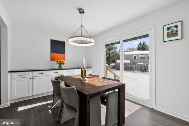 1721 COUNTRY CLUB DR, Cherry Hill, NJ 08003