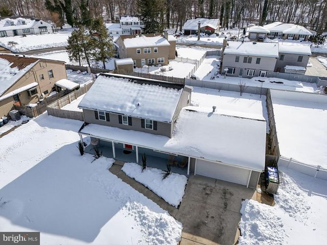 1721 COUNTRY CLUB DR, Cherry Hill, NJ 08003