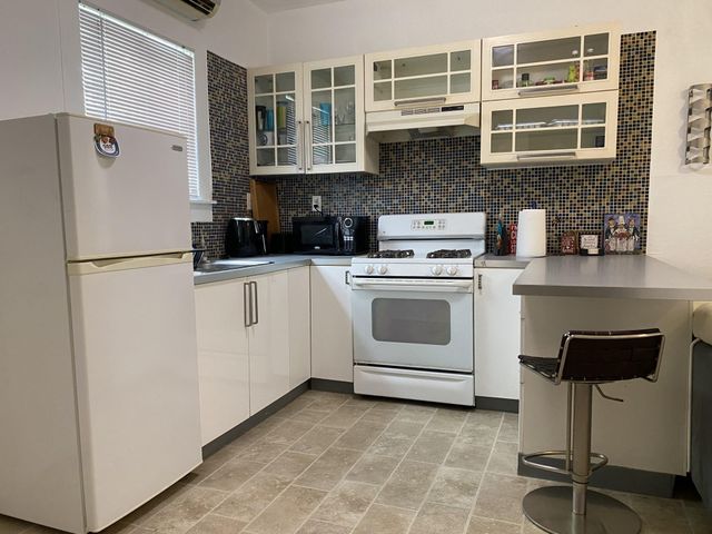 1910 Blodgett Street, Houston, TX 77004