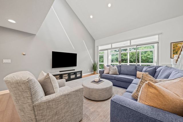 72 Kim Ter C, Stoughton, MA 02072