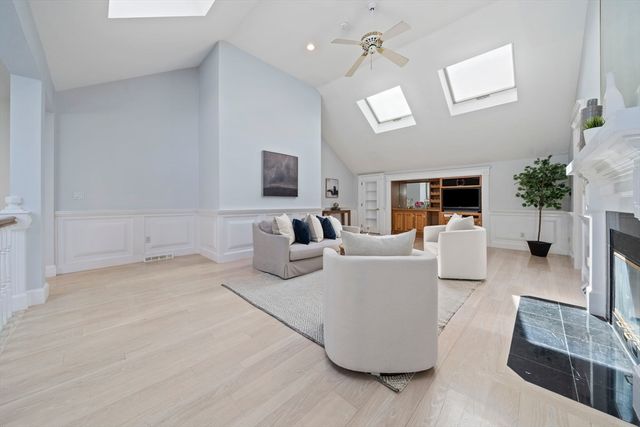 72 Kim Ter C, Stoughton, MA 02072