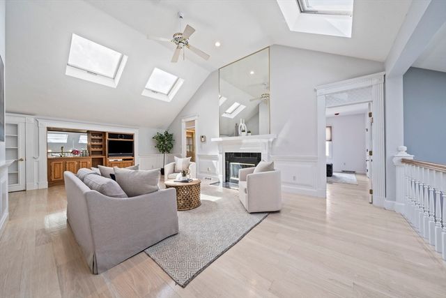 72 Kim Ter C, Stoughton, MA 02072