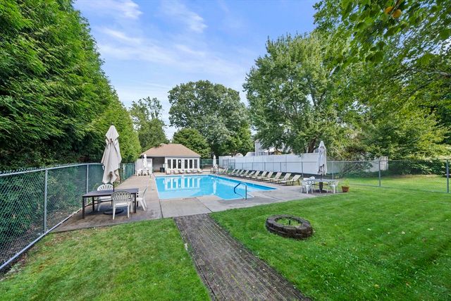 72 Kim Ter C, Stoughton, MA 02072