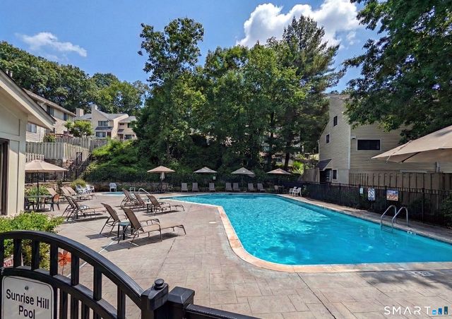 206 Sunrise Hill Road 206, Norwalk, CT 06851