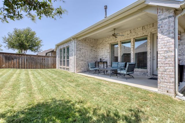 321 Foxthorne Way, Little Elm, TX 75068