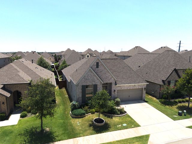 321 Foxthorne Way, Little Elm, TX 75068