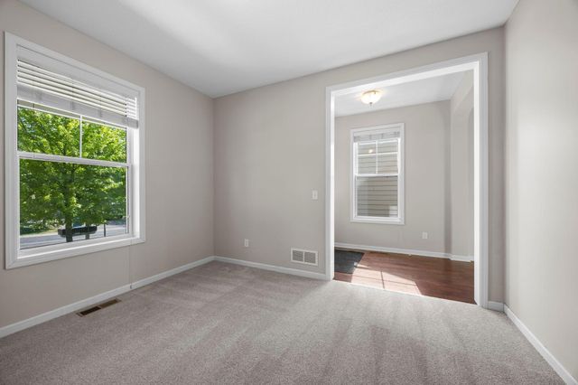 7652 Addisen Path, Inver Grove Heights, MN 55077