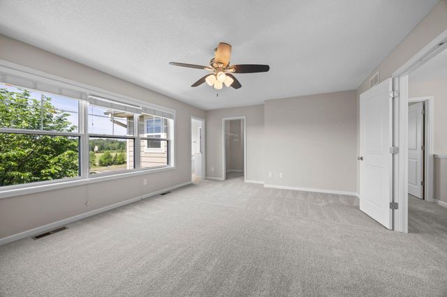7652 Addisen Path, Inver Grove Heights, MN 55077