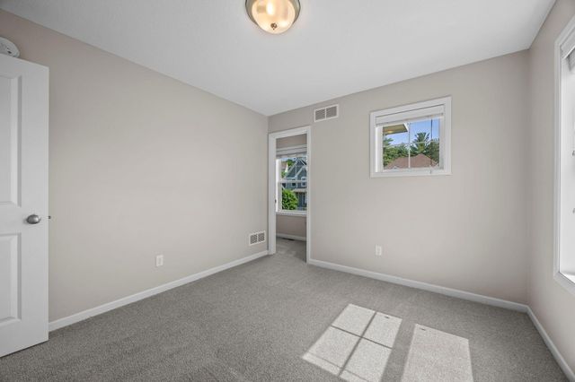 7652 Addisen Path, Inver Grove Heights, MN 55077