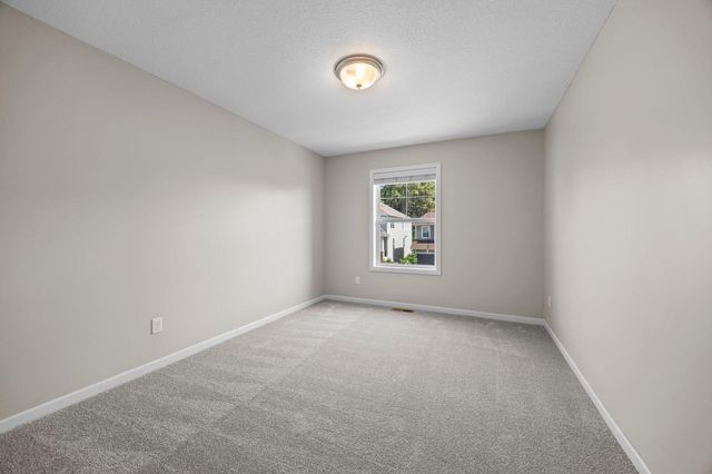 7652 Addisen Path, Inver Grove Heights, MN 55077