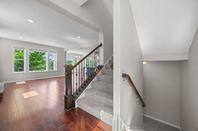 7652 Addisen Path, Inver Grove Heights, MN 55077